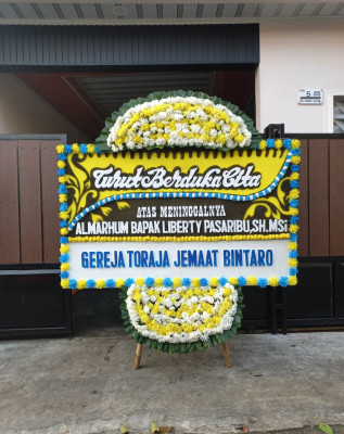 Papan Bunga Duka di Kedung Dalem